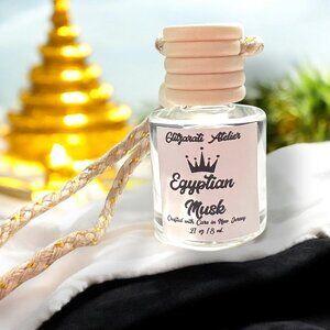 Egyptian Musk Scented Hanging Glass Car Oil Diffuser Freshener 8ml